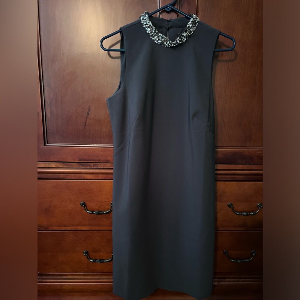 Size 10 Ann Taylor sleeveless Cocktail dress